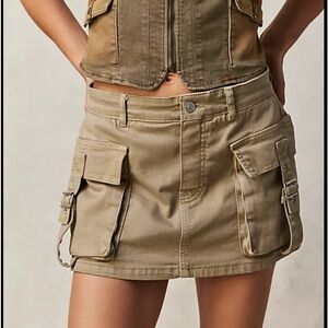 Free People We the Free Denim Utility Cargo Skorts Sz 28